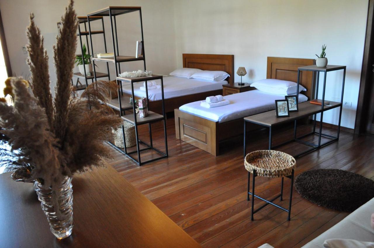 Timber Guest House Berat Exterior photo